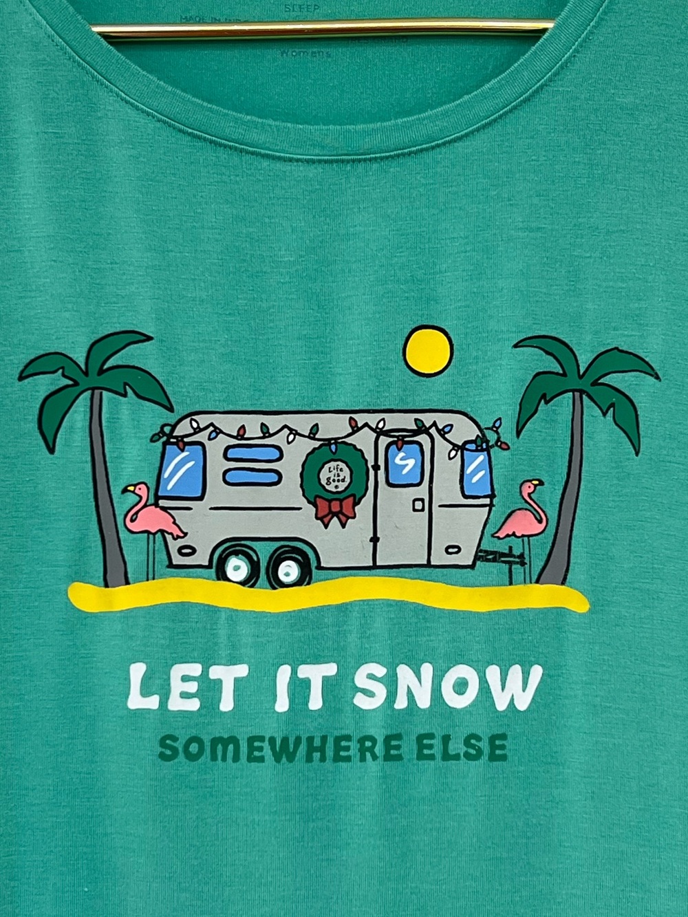 Life is Good Camper Christmas Sleep Shirt Let It Snow Somewhere Else XL